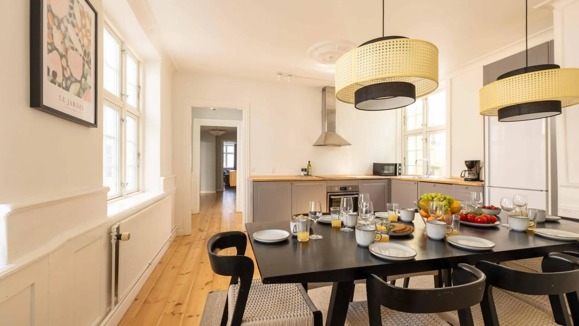 Big 4 Bedroom Apartment With Bathtub By Cph City Hall Square Köpenhamn