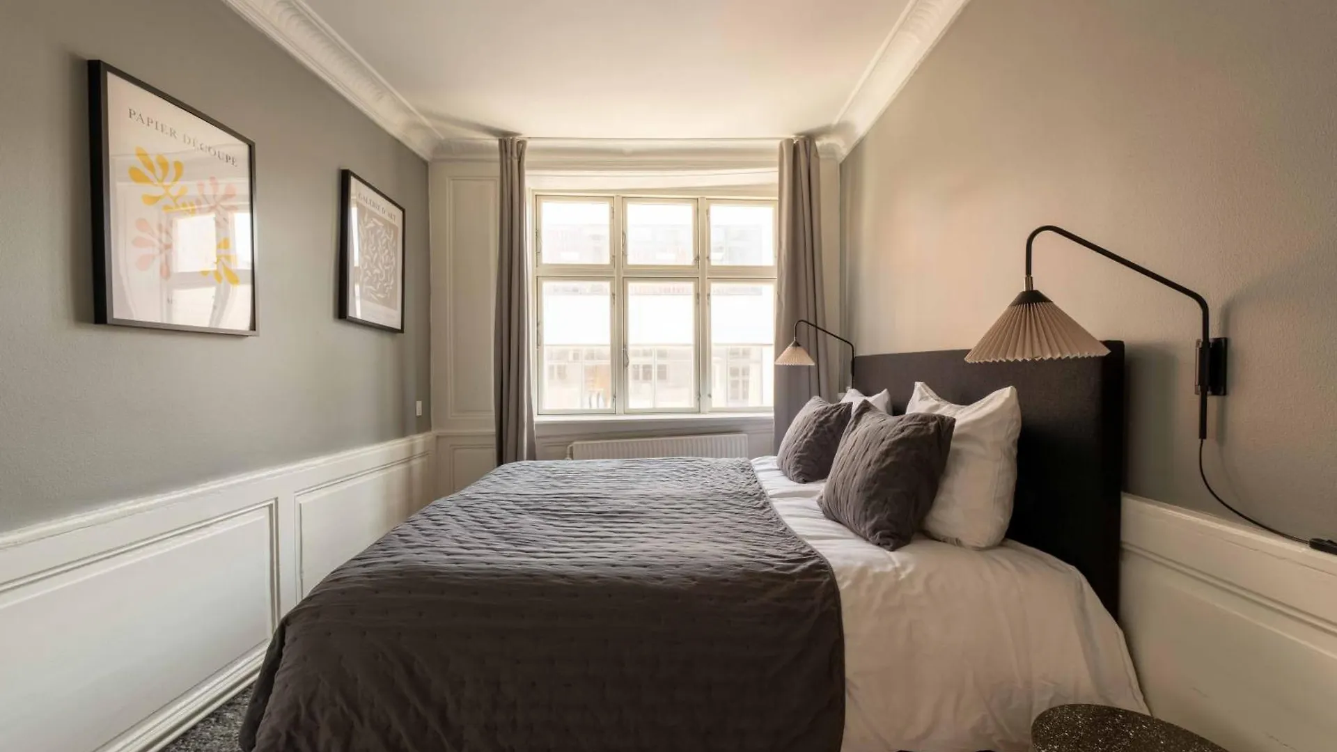 Big 4 Bedroom Apartment With Bathtub By Cph City Hall Square Köpenhamn Danmark